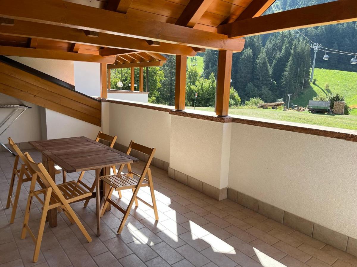 Attico In Legno Ad Andalo Apartamento Exterior foto